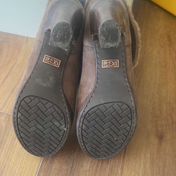 Ugh booties - Picture 5 of 5